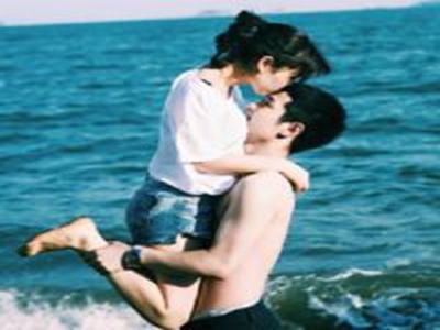 男生女生羞羞,青春校园风波：羞羞事件引热议